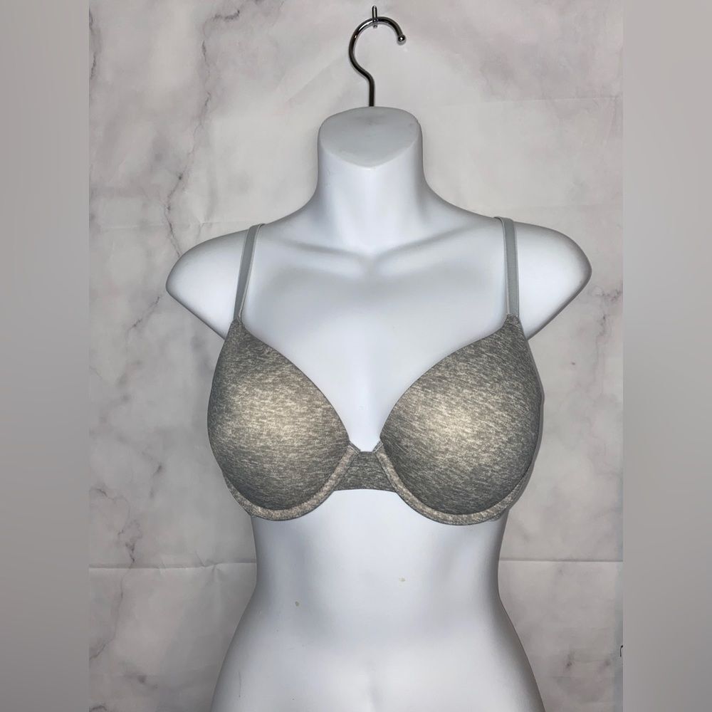 Victoria's Secret Wear Everywhere Heather T-Shirt Lightly Lined Bra